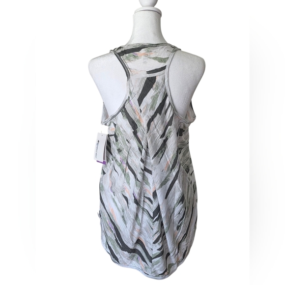 Marika Womens Tank Top Size Large - Picture 4 of 6